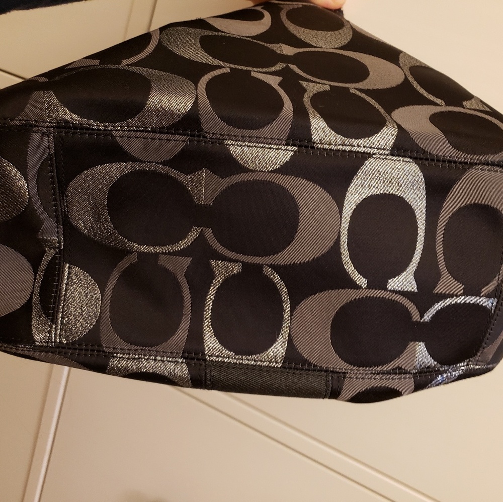 Coach handbag - Picture 3 of 5